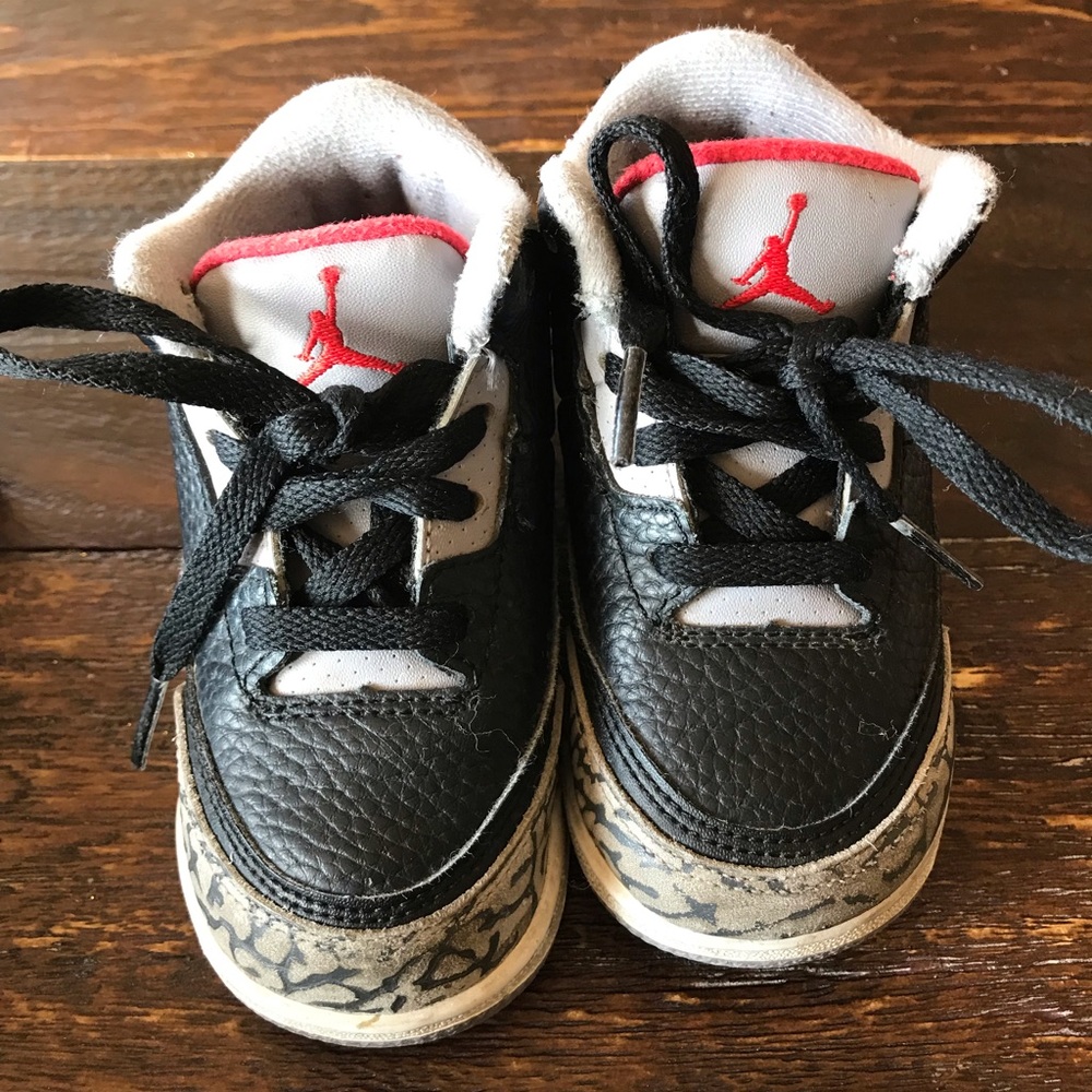 Boy toddler Jordan shoes size 6c